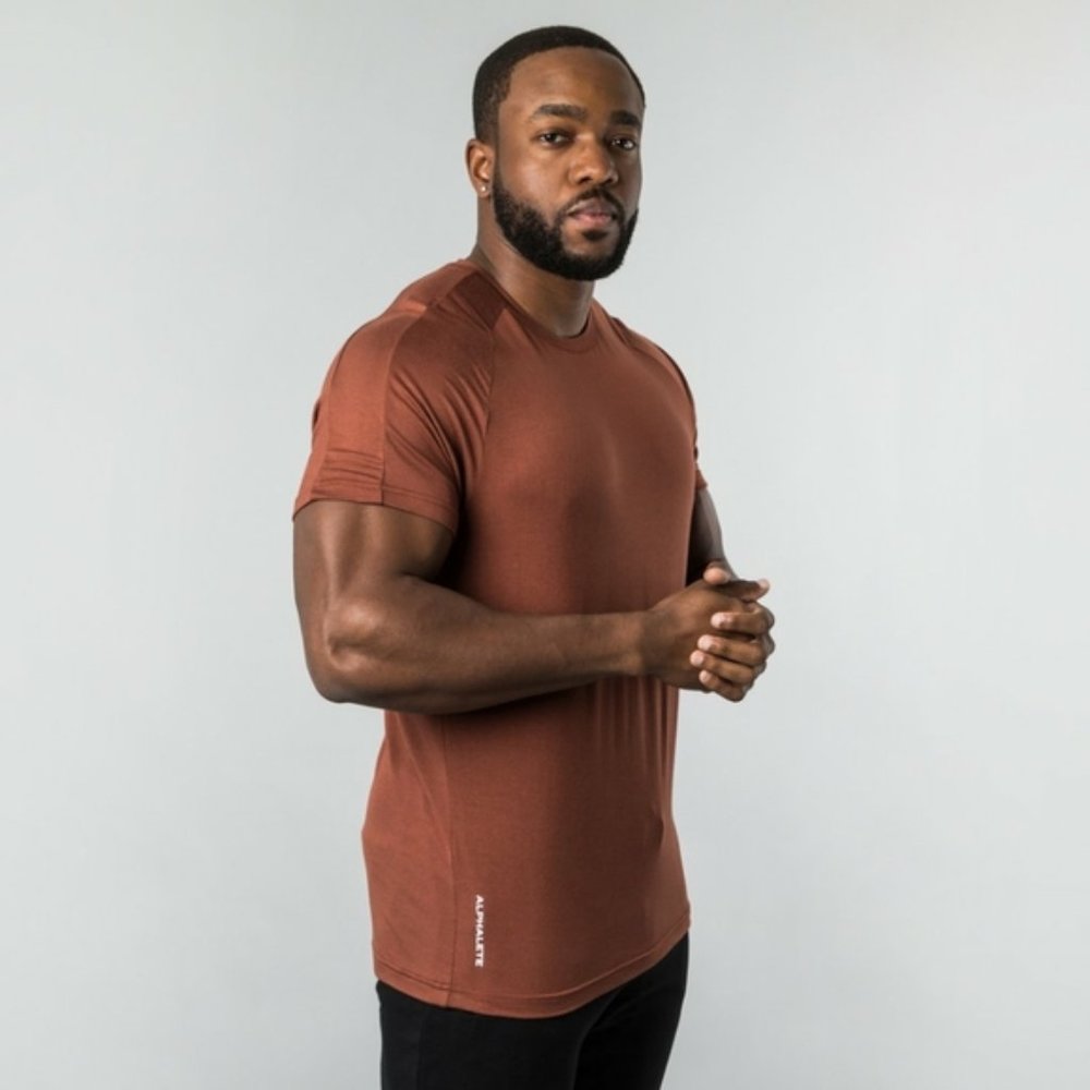 LARGE Alphalete Aspire Short Sleeves